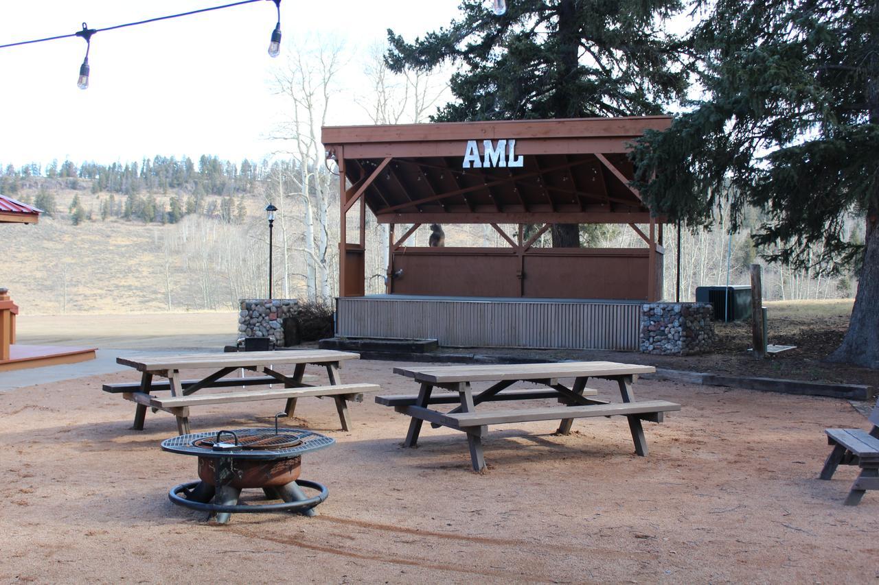 Arrowhead Mountain Lodge Cimarron Екстер'єр фото